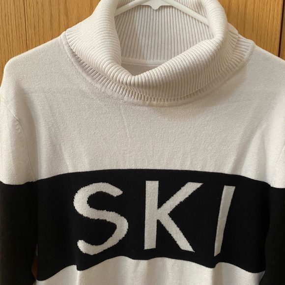 SKI sweater XL. Black and White. Very cute and warm, excellent condition ⛷️⛷️ - Picture 3 of 8